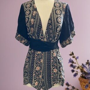 RUNAWAY Floral Patterned Black Romper Size  XS 6